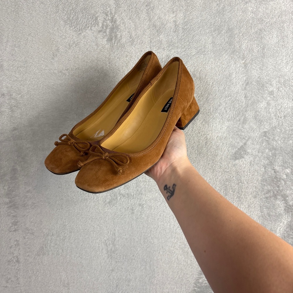 Nine West Womens Tan Suede Square Toe Low Block Heel Bow Pumps Shoes 8.5M